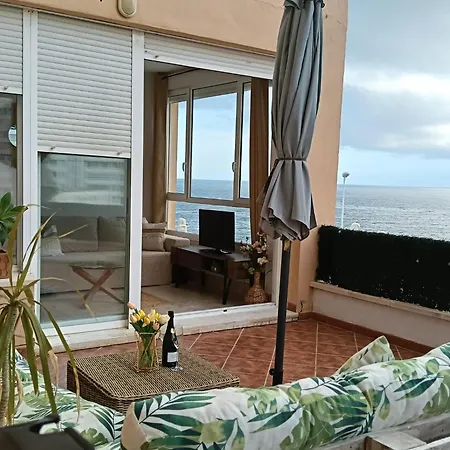 Primera Linea Playa Apartamento *